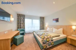 Ammi Hotel Garni - Image 3