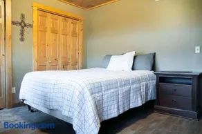 Riverfront Retreat in Wabasha - Image 5