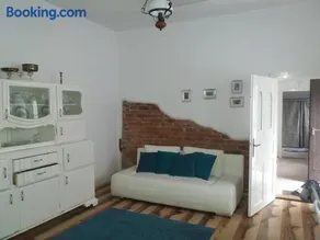 Kőfejtő háza - Image 3