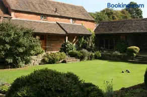 Boningale Manor - Image 2
