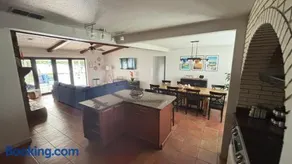 Lakeland Pool home - Image 3