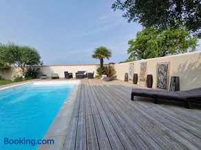 Villa avec Piscine à 15 min de La Rochelle, Proche Plages et Commerces - FR-1-706-13 - Image 4