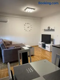 Royal Residence Apartmani - Image 2