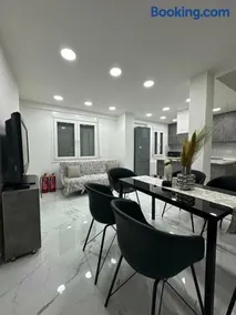 Urban Princess Modern 2BR Nikaia near Piraeus Port - Image 2