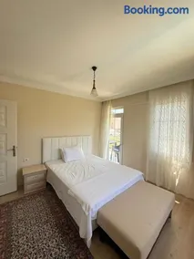 BlueHaven Apartments - Image 2