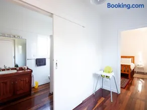 Bridle Guesthouse - Image 4