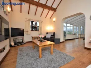 2 Bed in Colwyn Bay oc-77635 - Image 2
