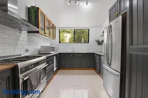 Otway bush barn retreat on 3 acres - pet friendly - Image 1