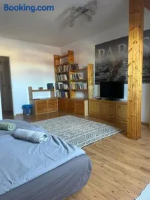 Hotello Apartmanház és Panzió - Image 3