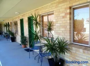 Windsor Hotel Miles - Image 2