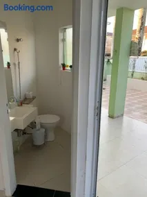 Casa com Piscina e Churrasqueira em Bertioga - Image 3