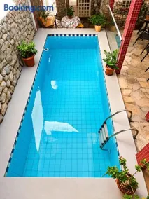 Hostel Goiabeiras com Piscina Próximo à Arena Pantanal - Image 3
