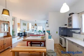 Eklekti House - Image 2