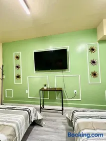 Private Room Near Airport K6 - Image 5