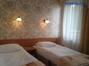 Hotel z Sanatorium Uzdrowiskowym Knieja Spa&Wellness - Image 2