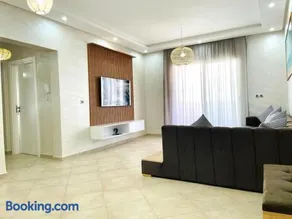Superbe Appartement avec Piscine - 5 min de la Plage à Imi Ouaddar - Image 1