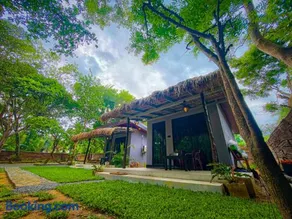 EMERALD HAVEN SAFARI Cottages - Image 2