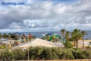 Luxury Villa Private pool BBQ & 5star amenities - Image 3