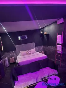 spapurple95 Suite romantique avec jacuzzi privatif - Image 5