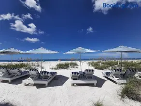 Bungalow Beach Resort - Image 1