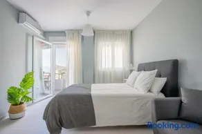 Torremolinos Dream Sea Views - Image 3
