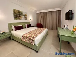 El Oumara Hotel - Image 2