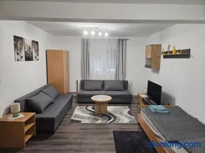 House Karla - Image 1