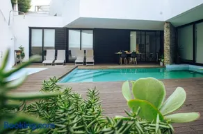 Portugal Alma - Oporto Guesthouse - Private Heated Pool - Image 4