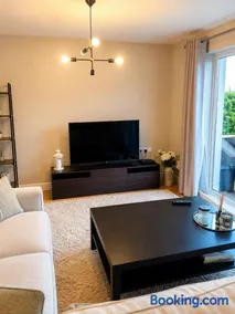 Charming Apartment in Oranmore with Sea View 8mins from Galway City - Image 2
