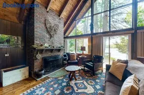 Cabin on Long Pond - Image 1