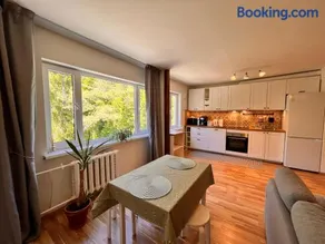 Leisi Forest View Apartment - Image 1