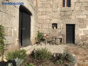 Chambres et Tables d'hôtes - Les Ateliers de Pontajou - Pèlerin navette gratuite à Saugues - Image 2