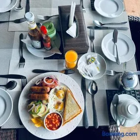 Signature Resort Hotel Jinja - Image 4