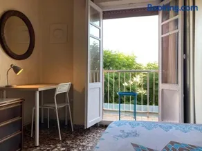 Mediterráneo Rooms Shared Flat 7min Beach Las Arenas rent more 10 days - Image 2