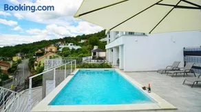 Val Apartment - Four Seasons Escape in Opatija Hillside - Image 2