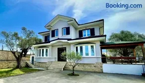 Villa Edmond in the Hills - Image 2