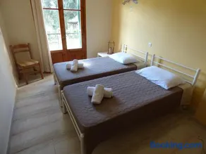 Ipsos Marias Apartments - Image 3