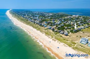 WV12 Holiday Beach House - Image 2