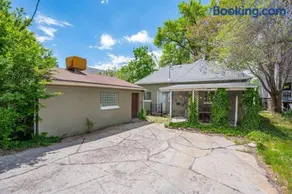 The Cottage - Image 3