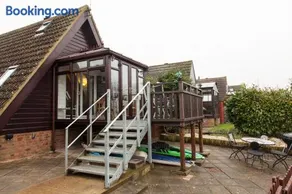 Isleham River Lodge - Image 5