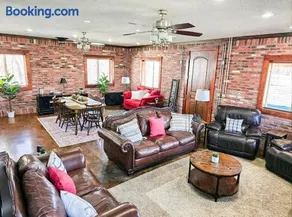 Beaver Lake Hideaway - Image 2