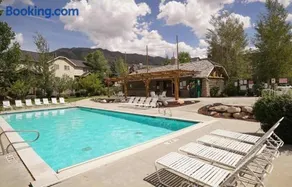 Cowboy Ski Condo Near Powder Mountain Eden Utah All Season Retreat Golf and Ski Resort - Image 1