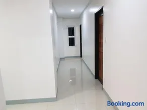 Entire flat 3rd floor - Image 3
