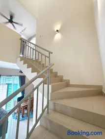 Premium Homestay - Tol Taiping - Image 3