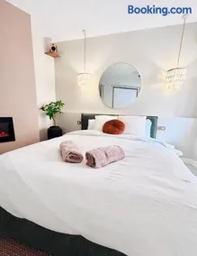 Appartement, cinéma et jacuzzi - Image 1