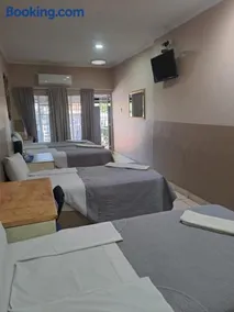 Sleep 'n Go Guesthouse - Image 3