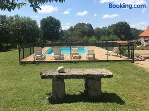 Maison de campagne en pierre en pleine nature - Image 3