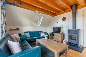 Kerkuil I Lovely bungalow with woodburner and airco - Image 2