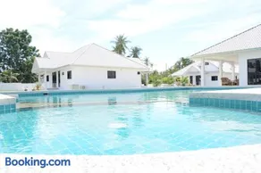 Mango Beach Resort Thailand - Image 2