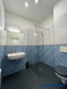 Cozy Studio Apartment Sudplatz - Image 4